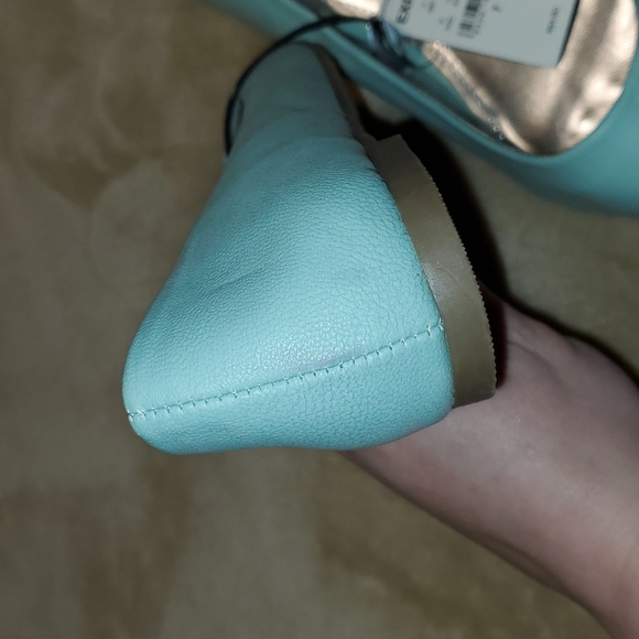 NWT Express Mint Pointed Toe Flats size 7 - Picture 4 of 8